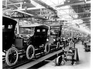 The automotive conveyor-belt system which henry ford model #6